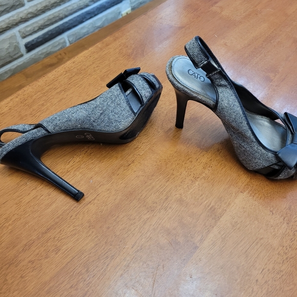 Slingback Heals - Picture 2 of 3